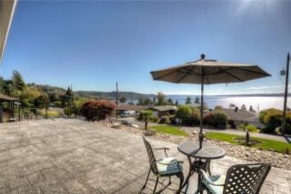 12144 Marine Vw Dr, Seattle WA  98198-8498 exterior