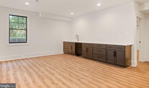 6516 Beverly Ave, Mc Lean VA 22101-5222 exterior