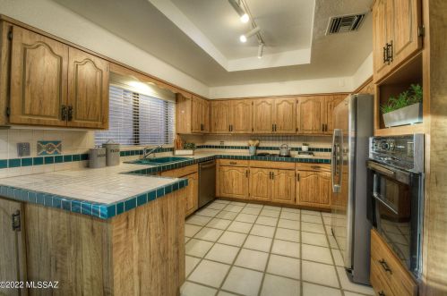 835 Placita Del Mirador, Tucson AZ 85718-1973 exterior