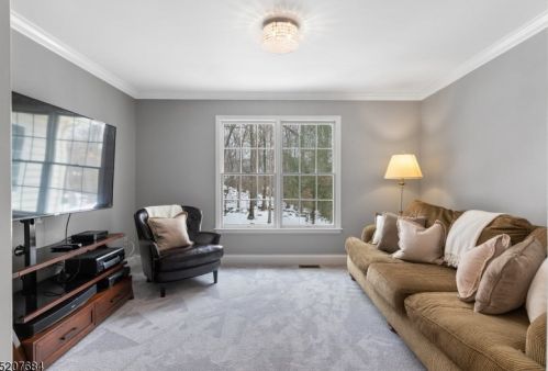 46 Morgan Dr, Sparta NJ 07871-3567 exterior