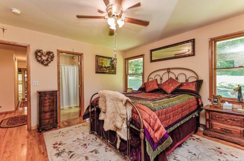 87 Cross Rd, Patterson NY 12563-2719 exterior