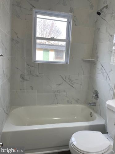 1020 Crawford Dr, Rockville MD 20851-1707 exterior