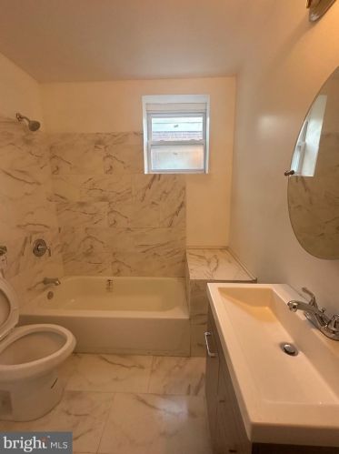 3129 15th St, Philadelphia, PA 19132-2307