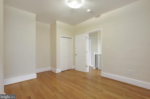 805 T St, Washington DC 20001-3127 exterior