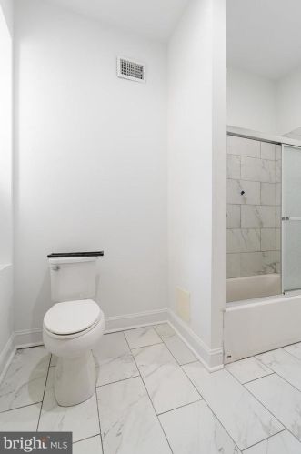 1765 29 St, Philadelphia PA 19145-2402 exterior