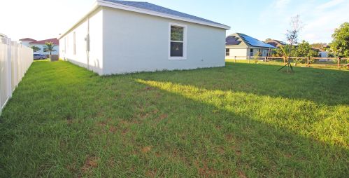 1749 California Blvd, Fort Pierce FL 34953-1159 exterior