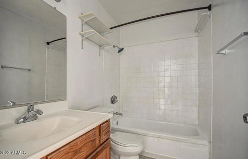 2846 46th Ave, Phoenix AZ  85035-2244 exterior