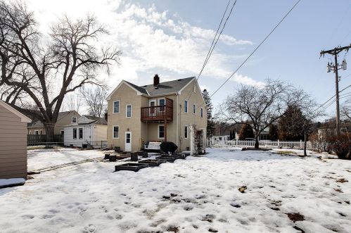 305 11 Ave, South Saint Paul MN 55075-2523 exterior