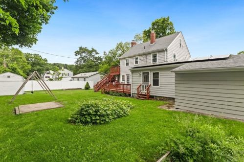 58 Farrar Ave, Worcester MA 01604-3219 exterior