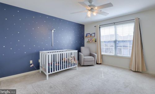 152 Merlin Dr, Hummelstown PA  17036-8841 exterior