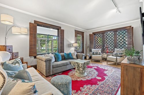 2867 Superior St, Milwaukee WI  53207-2550 exterior