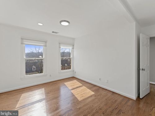 207 Glendale Ave, Alexandria VA 22301-2452 exterior