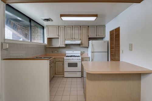 1145 Polk St, Chicago IL 60607-3415 exterior