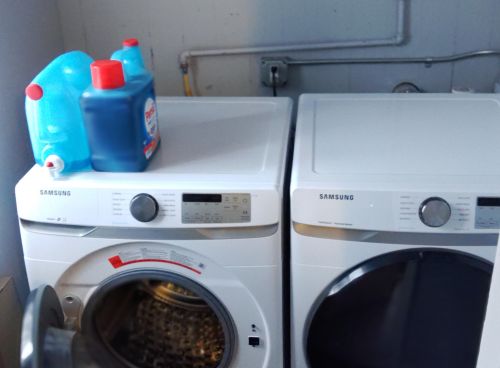 120 1st St, Cedar Springs MI  49319-5109 exterior