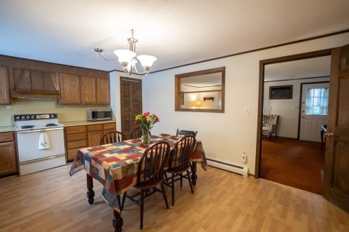 21 Oak St, Methuen, MA 01844-5473