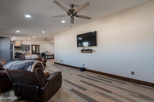 39510 12th St, Phoenix AZ  85086-7336 exterior