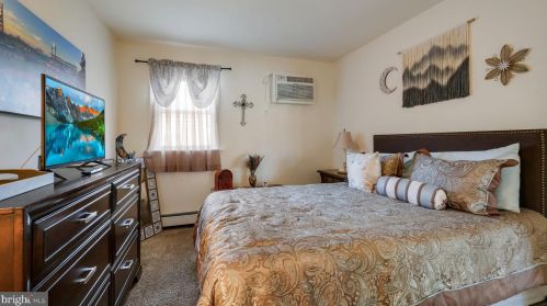 300 Ashland Ave, Manor PA 19036-1938 exterior