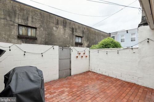 208 Mckean St, Philadelphia PA 19148-2646 exterior