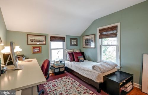 1708 Riverside Dr, Trenton NJ 08618-5843 exterior