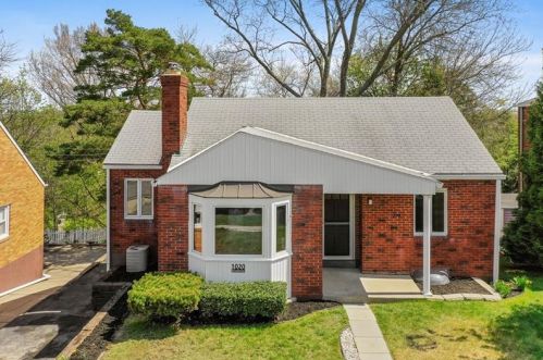 1020 Grandview Ave, Pittsburgh PA  15211-1332 exterior