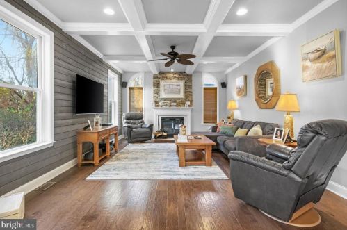 2949 Queensberry Dr, Huntingtown MD 20639-2306 exterior