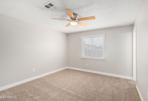 1636 61 St, Phoenix AZ 85033-1714 exterior