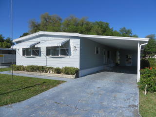 3245 Daffodil Dell, Zephyrhills FL  33541-2424 exterior