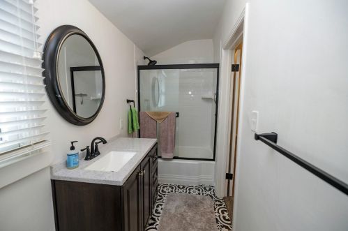 1267 Canal Dr, Turlock CA  95380-4159 exterior