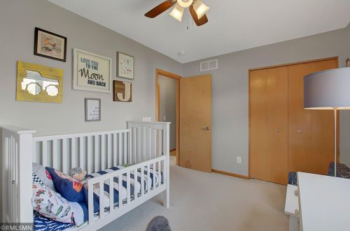 649 Falcon Rdg Rd, Saint Paul MN 55125-1458 exterior