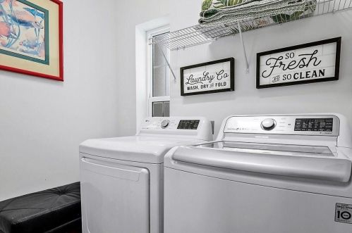 294 Ridgecrest Dr, Fort Pierce FL  34953-8303 exterior