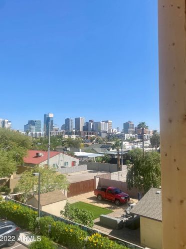 825 9th Ave, Phoenix, AZ 85007-2315