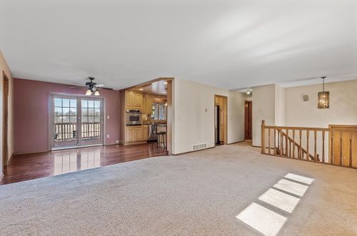 415 Brk Ave, Saint Paul MN 55109-2014 exterior