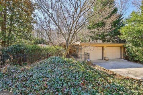 1477 Bubbling Creek Rd, Atlanta, GA 30319-2103