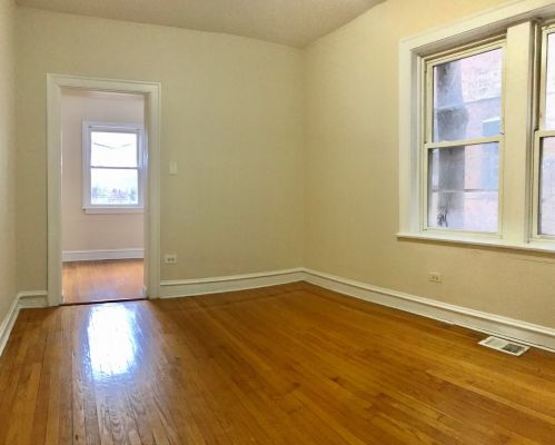 8153 Evans Ave, Chicago IL 60619-3903 exterior