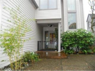 266 Lotus Isle Dr, Portland, OR 97217-8069