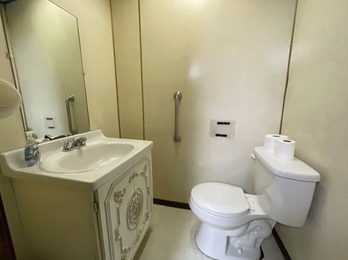 2436 Woodstock Ave, Pittsburgh PA 15218-2631 exterior