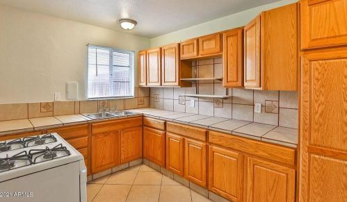 2418 Amelia Ave, Phoenix AZ 85035 exterior