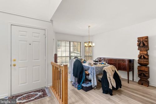 1517 Hugo Cir, Silver Spring MD  20906-5920 exterior