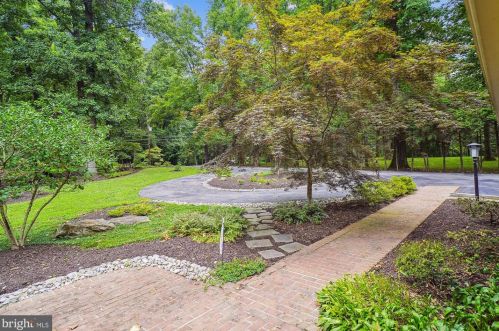 13110 Cleveland Dr, Rockville MD 20850-3723 exterior