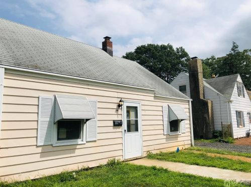 225 Loring Ave, Edison NJ  08817-3634 exterior