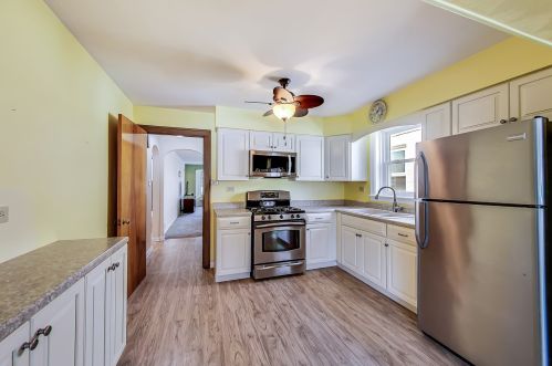 6147 Melvina Ave, Chicago IL 60638-4305 exterior