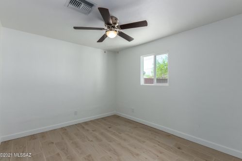 733 Louisiana St, Tucson AZ  85706-1239 exterior