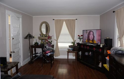 918 Ash St, Waukegan IL 60087-5038 exterior