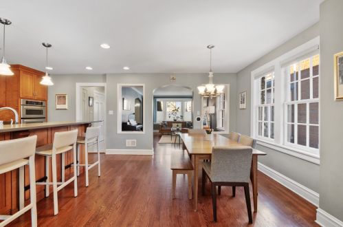 6215 Leona Ave, Chicago IL 60646-4811 exterior