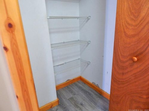 62 Pearl St, Seymour CT 06483-3709 exterior