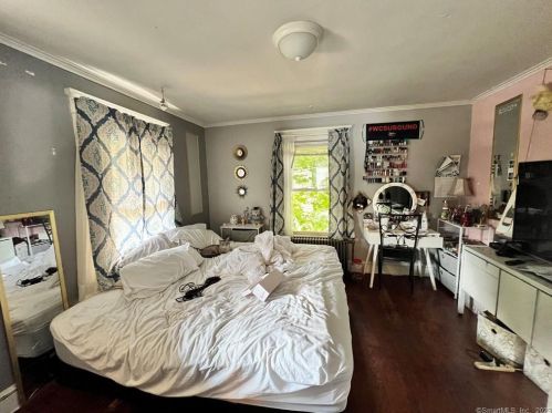 29 Clarence St, Torrington CT 06790-6745 exterior