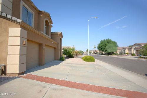 2181 Westchester Dr, Chandler AZ 85249-4687 exterior