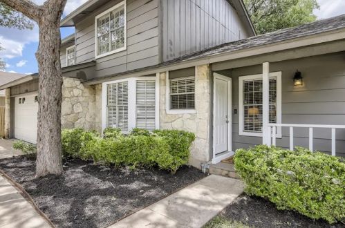 11506 Fence Post Trl, Austin TX 78750-1950 exterior