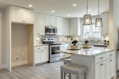 1810 Bookbinder Dr, Saint Louis MO 63146-4308 exterior