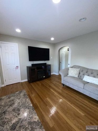 156 Berkshire Ave, Paterson NJ  07502-1632 exterior